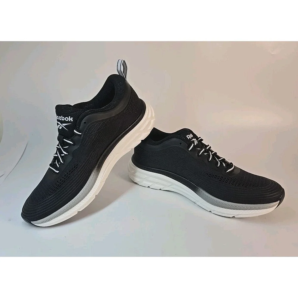 Reebok Women's Road Strider Running Shoe Size 11 Black NWOB‎